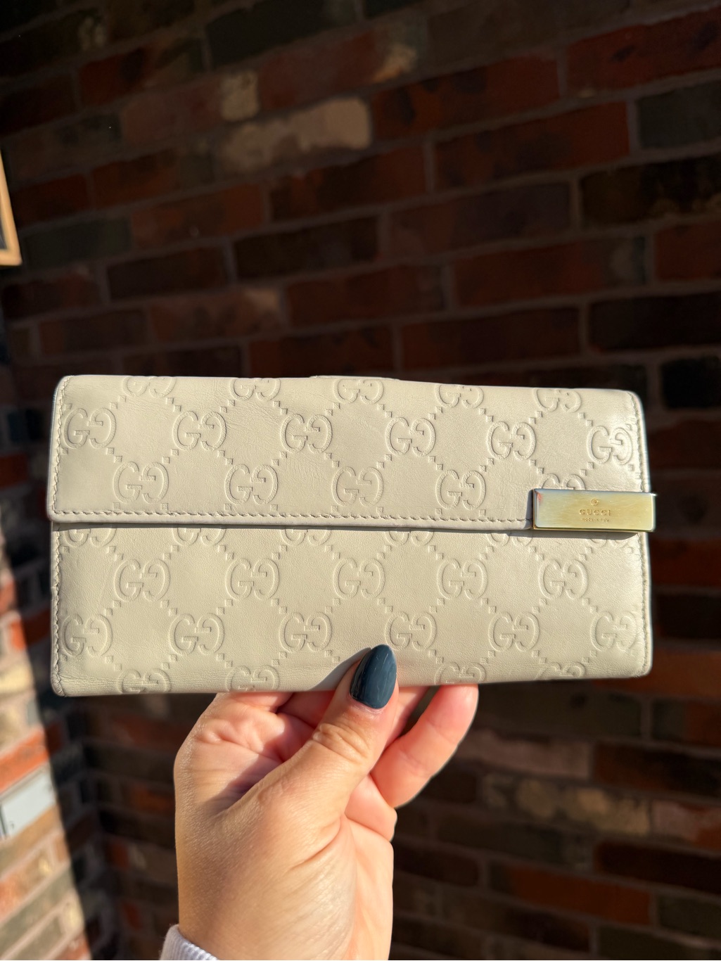 Gucci Guccissima Continental Cream/Ivory Leather Wallet Authentic Logo Monogram